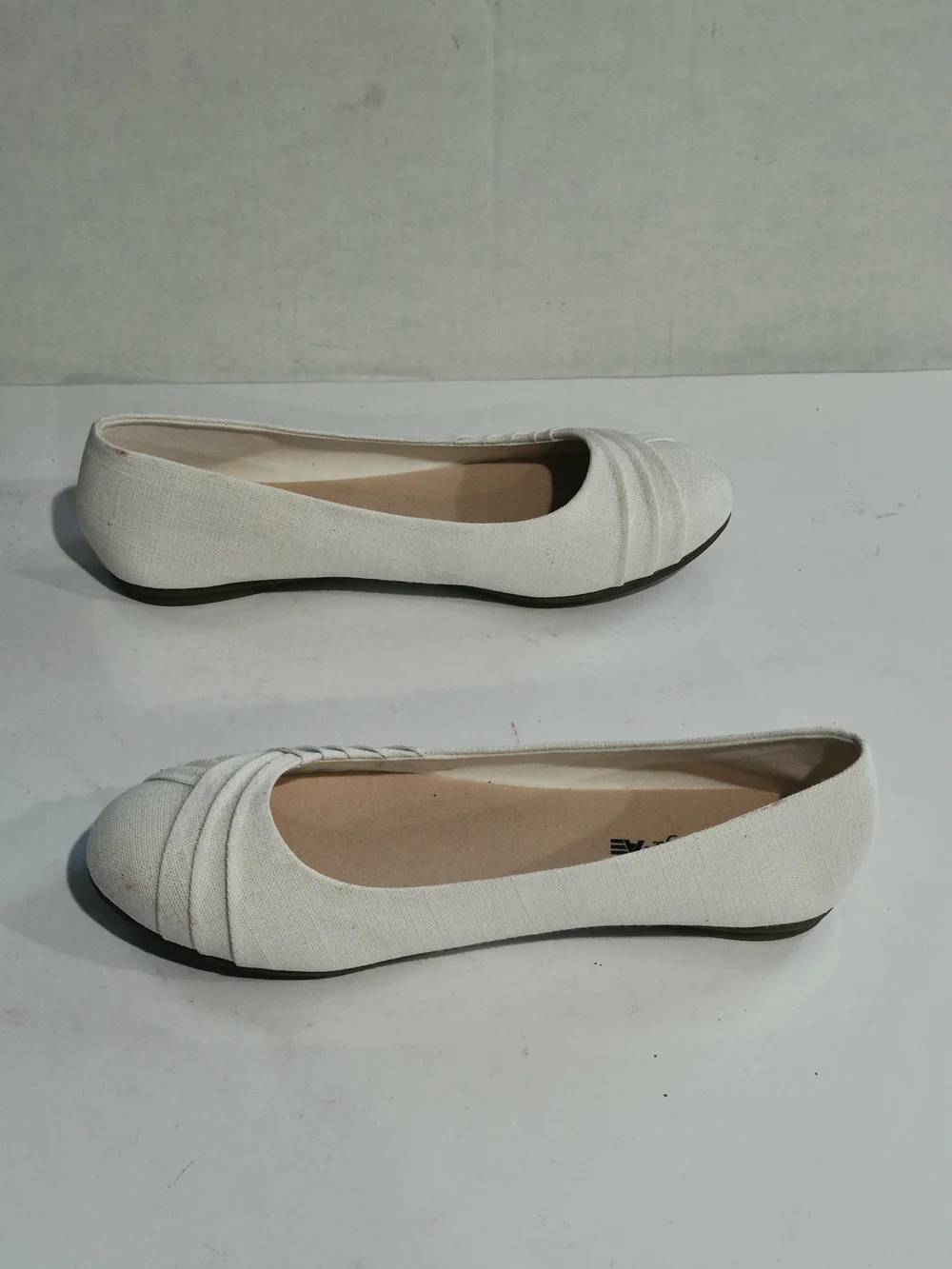 American Eagle Outfitters White Canvas Ballet Flats
